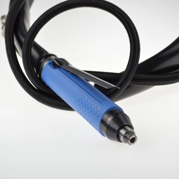 Qu'est-ce qui fait du broyeur pneumatique à crayon un outil privilégié pour les tâches de finition de surface détaillées ?